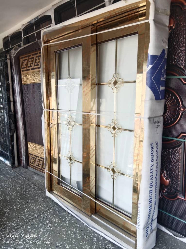 this is a decorative double-glazed aluminum aliding window
